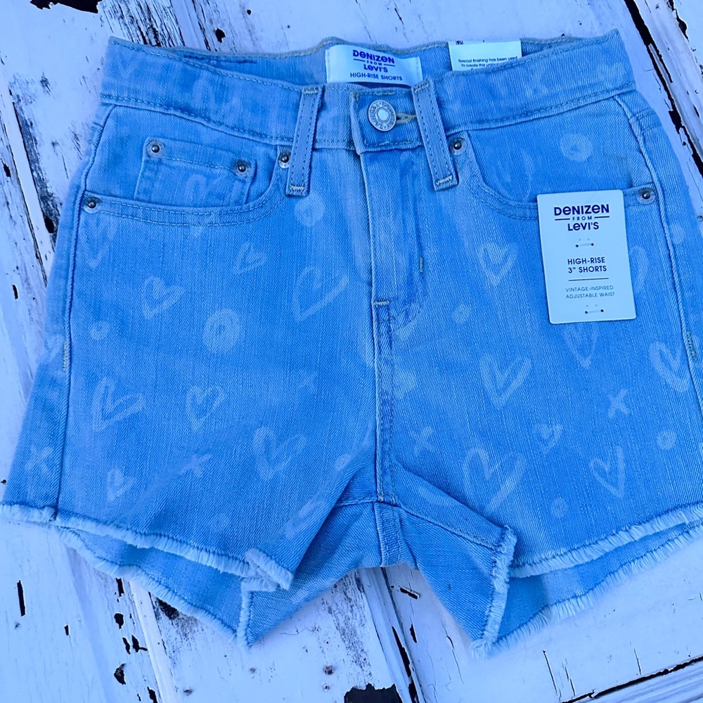Levi’s NWT denim shorts